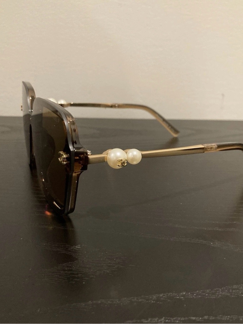 Authentic Chanel Brown Square Pearl Accent Sunglasses nwot - Picture 7 of 7